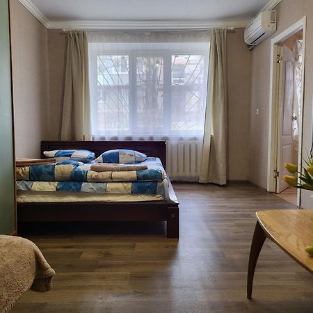 2-Кімнатна Квартира У Центрі На Олександра Поля, Шпиталь, 16Лікарня Dnipro Eksteriør billede